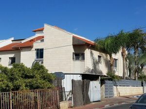 בית הורים רחל ליצ'ק – בית אבות בבית דגן - תמונה 1