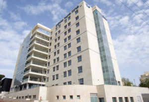 מרכז סיעודי וותיקים – בית אבות בבני ברק - תמונה 1
